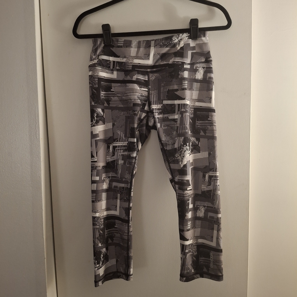 Reebok Women's Abstract Gray, Black, And White Leggings